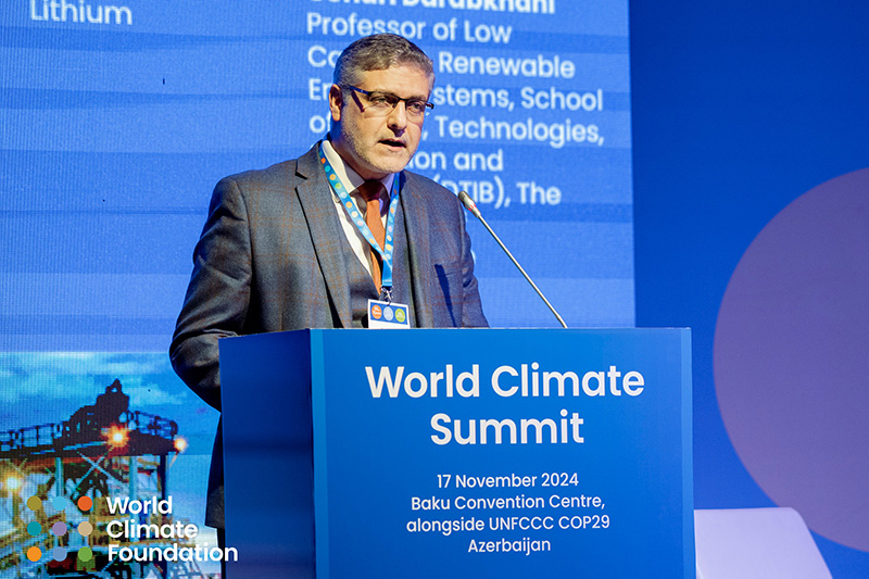 Professor Hamidreza Gohari Darabkhani presenting at the World Climate Summit