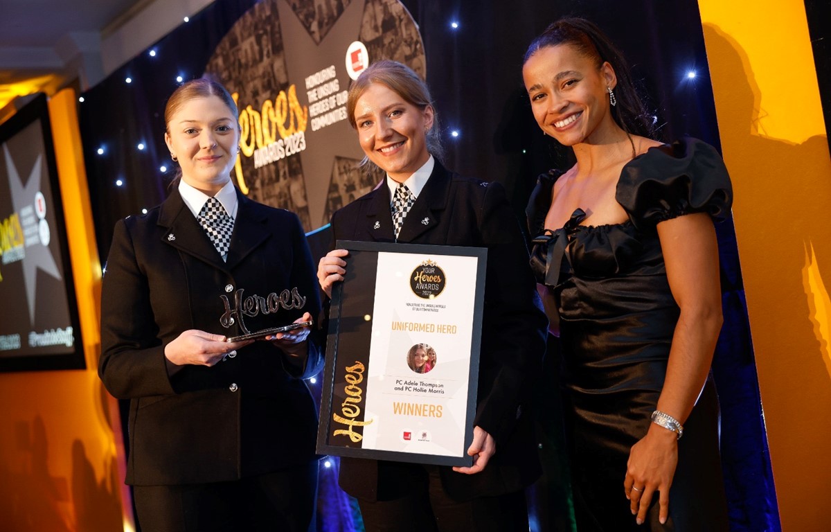 Jazmin Sawyers presents the Uniformed Hero award to PC Adele Thompson and PC Hollie Morris